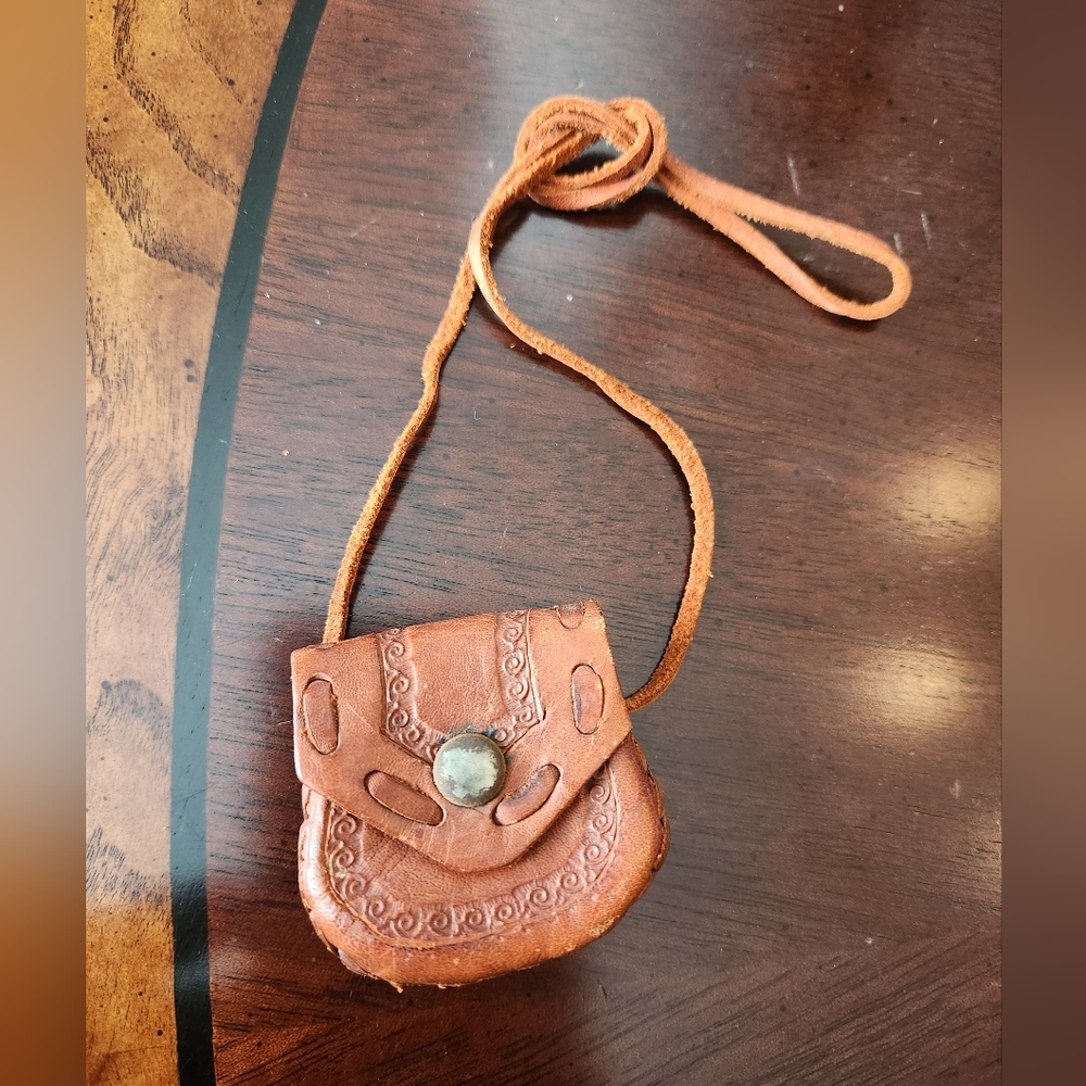 Vintage Miniature Leather  Bag with strap - Picture 2 of 13